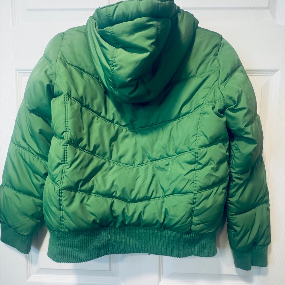 Soooo nice!!  HEAVY AND WARM! Vibrant Green Kids Puffer Coat